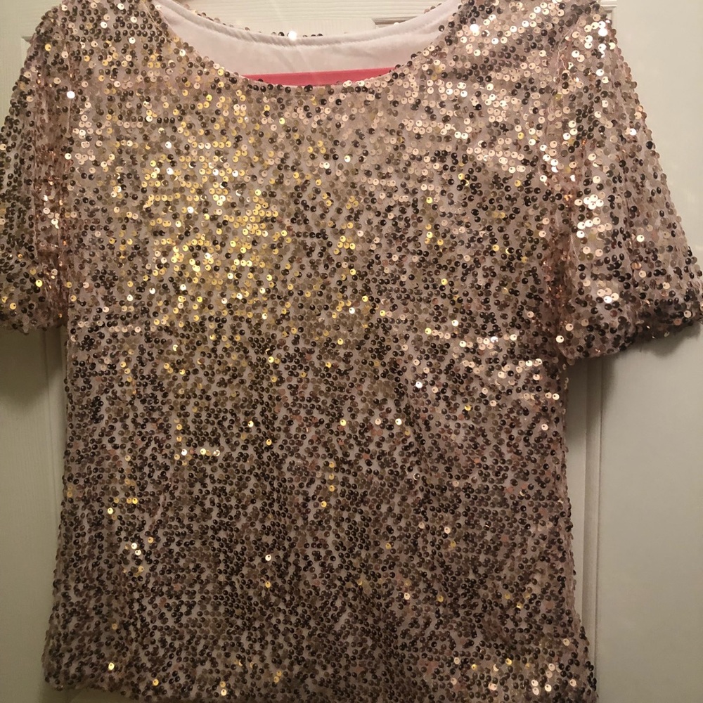 Sequin top Great for holidays!! NWOT